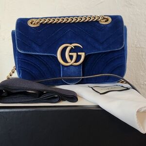 GUCCI Marmont Quilted Shoulder Bag